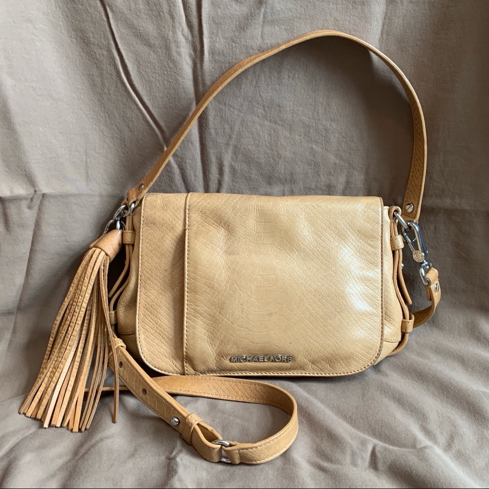 Michael Kors Crossbody hobo Purse